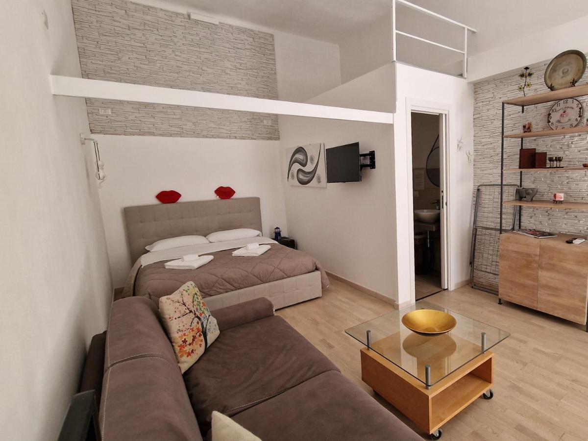 4 Via Valona - Executive Luxury Apartment Μπάρι Εξωτερικό φωτογραφία